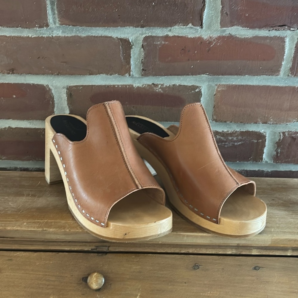 Hasbeens wooden Sandler